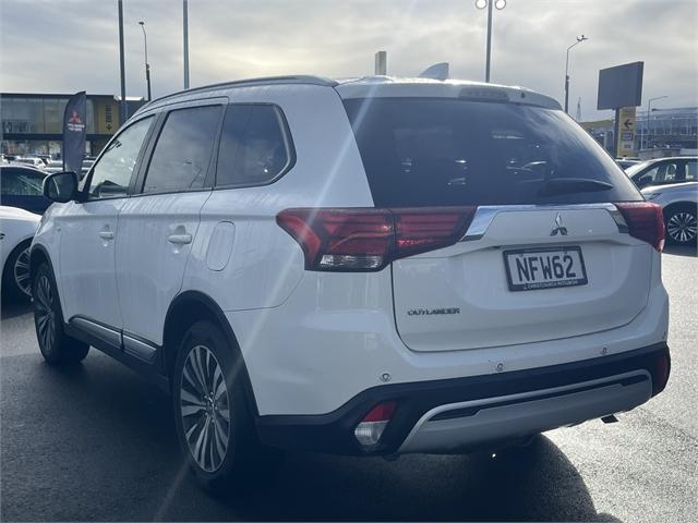 image-3, 2021 Mitsubishi Outlander Ls 2.4P/4Wd at Christchurch