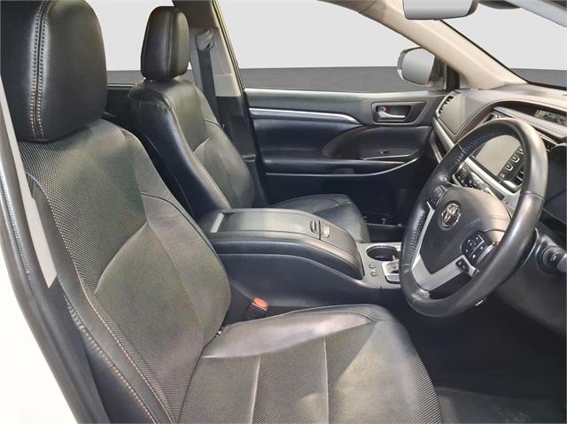 image-15, 2019 Toyota Highlander Limited at Dunedin