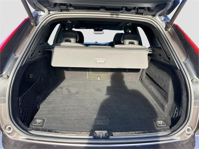 image-14, 2022 Volvo XC60 B6 AWD R-Design 2.0P at Queenstown-Lakes
