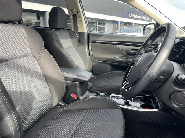 image-5, 2022 Mitsubishi Outlander Ls 2.4P/4Wd at Christchurch