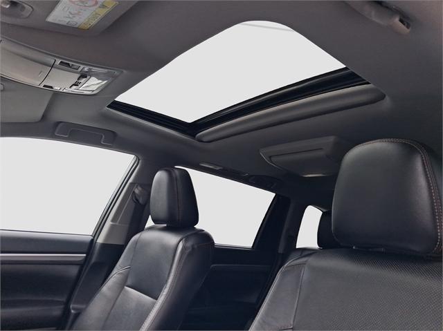 image-14, 2019 Toyota Highlander Limited at Dunedin