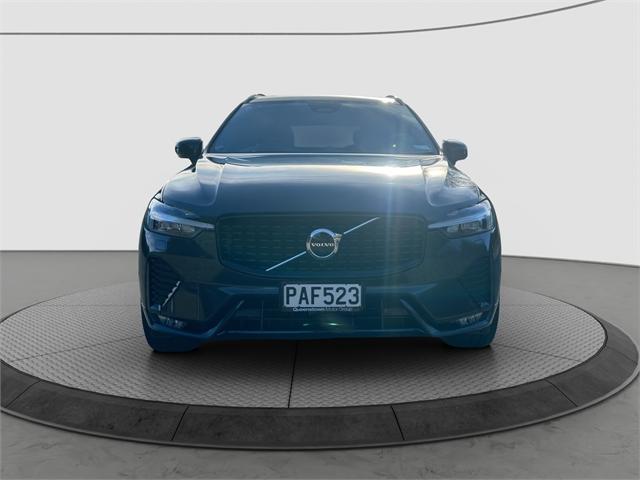 image-1, 2022 Volvo XC60 B6 AWD R-Design 2.0P at Queenstown-Lakes