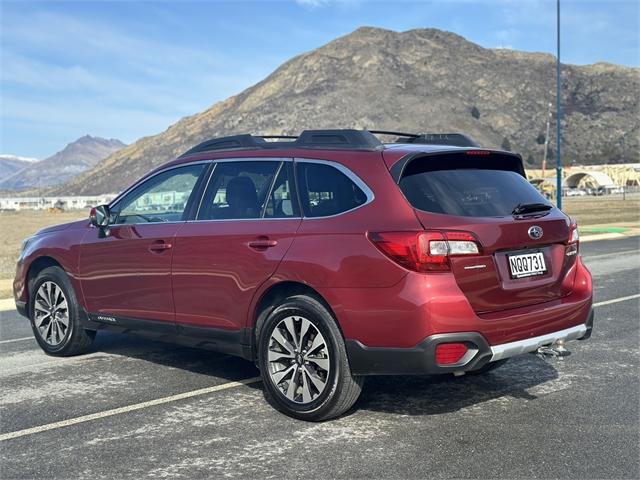 image-4, 2016 Subaru Outback Premium 2.5P/4WD/6CV at Queenstown-Lakes