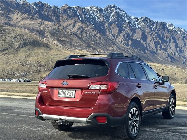 image-6, 2016 Subaru Outback Premium 2.5P/4WD/6CV at Queenstown-Lakes