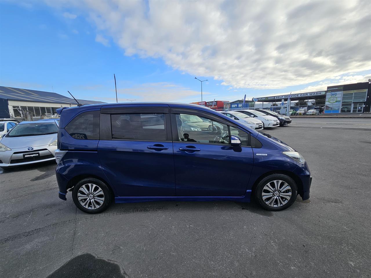 image-13, 2012 Honda Freed Hybrid at Christchurch