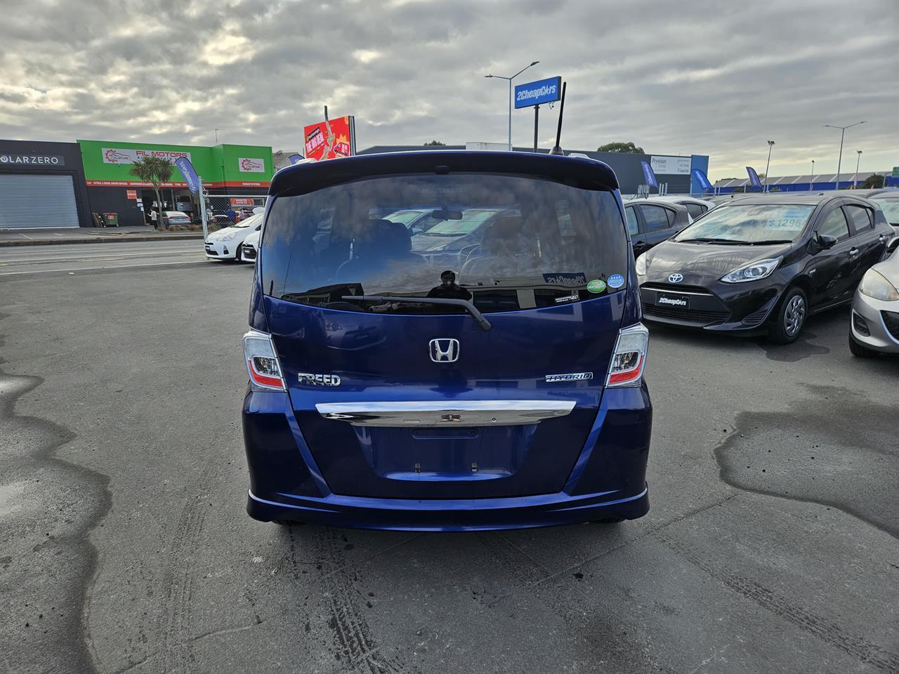 image-15, 2012 Honda Freed Hybrid at Christchurch