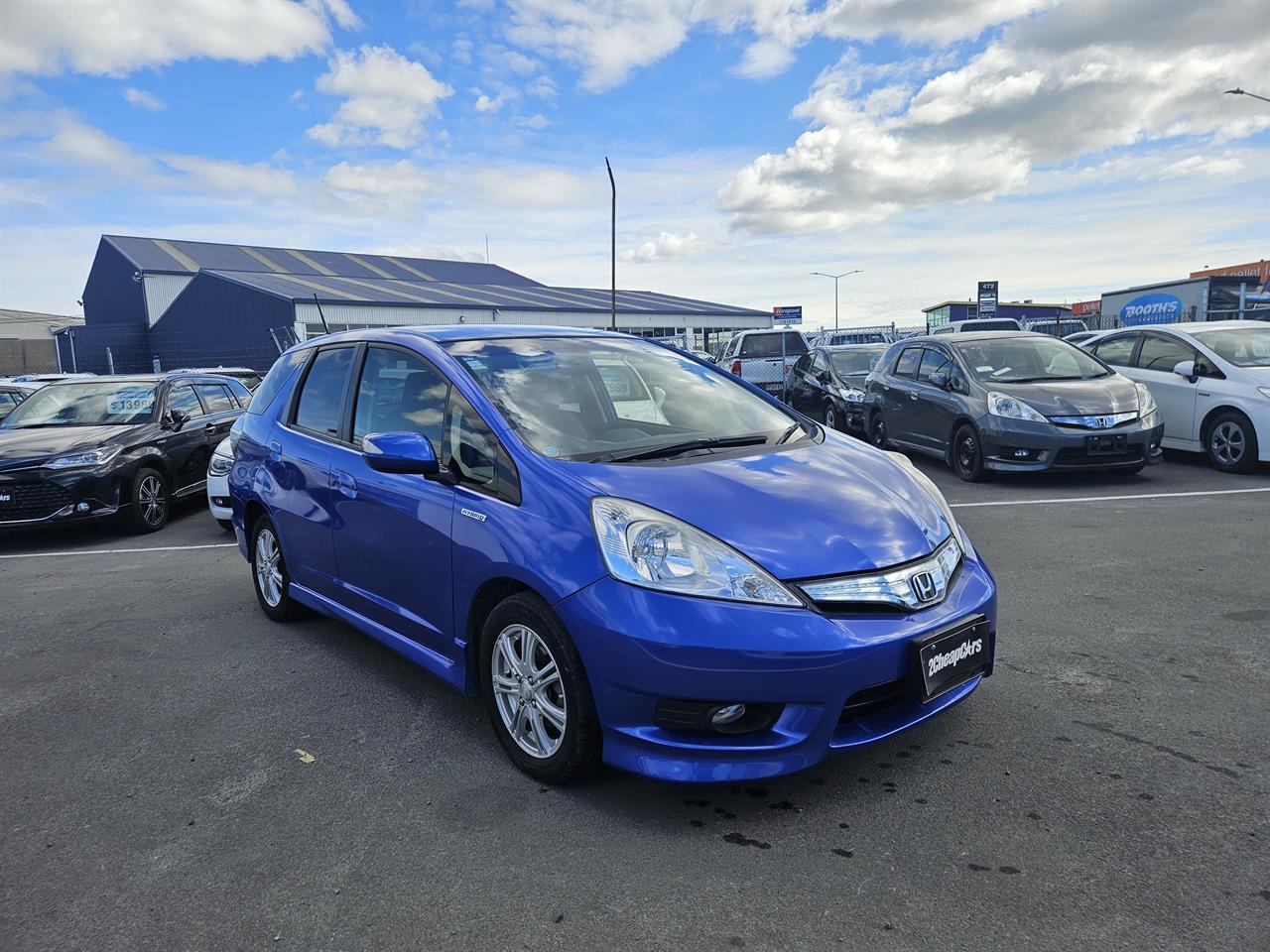 image-3, 2012 Honda Fit Jazz Shuttle Hybrid at Christchurch