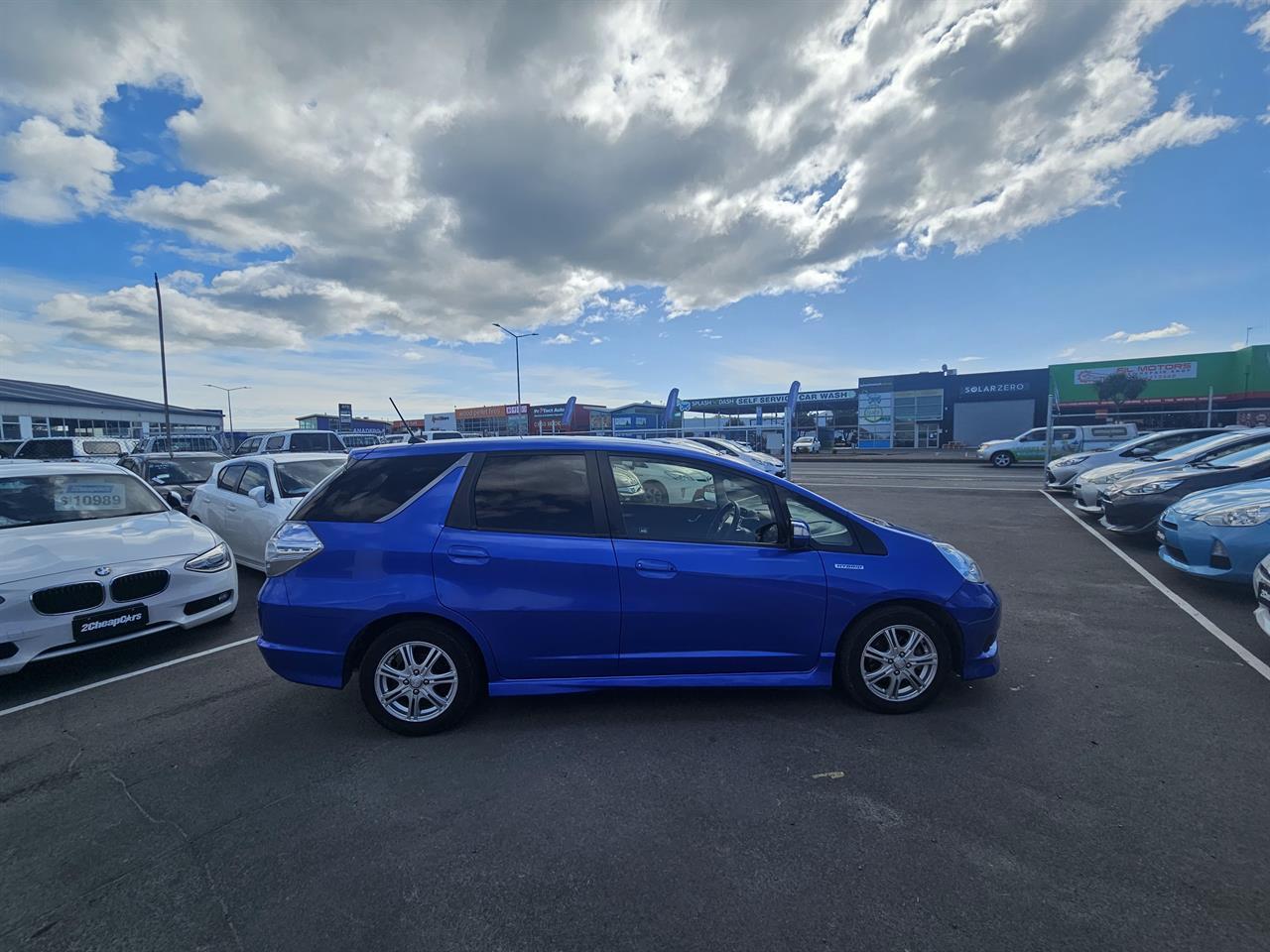 image-15, 2012 Honda Fit Jazz Shuttle Hybrid at Christchurch