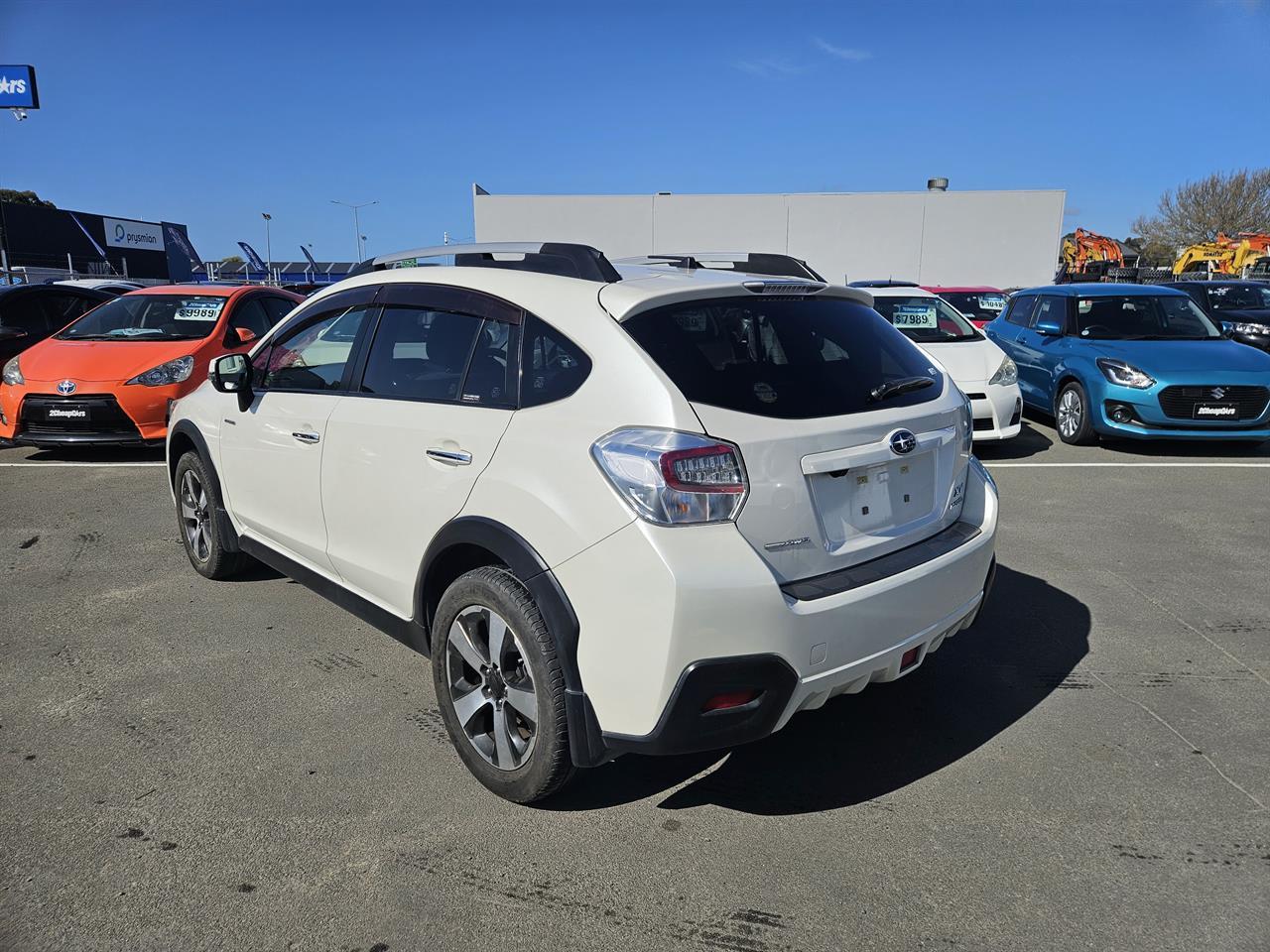 image-17, 2014 Subaru XV Hybrid at Christchurch