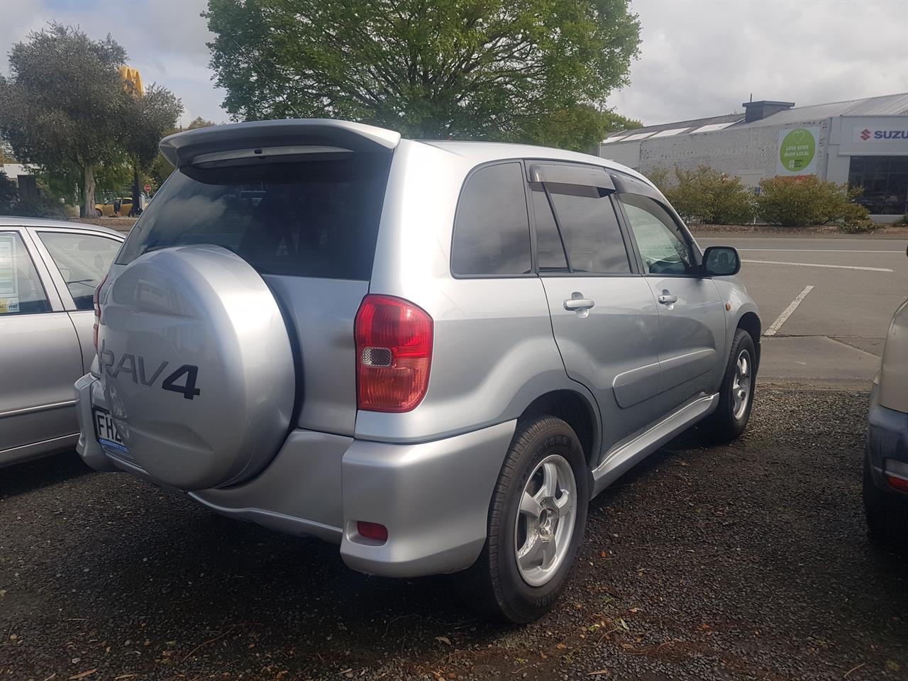 Toyota rav4 j