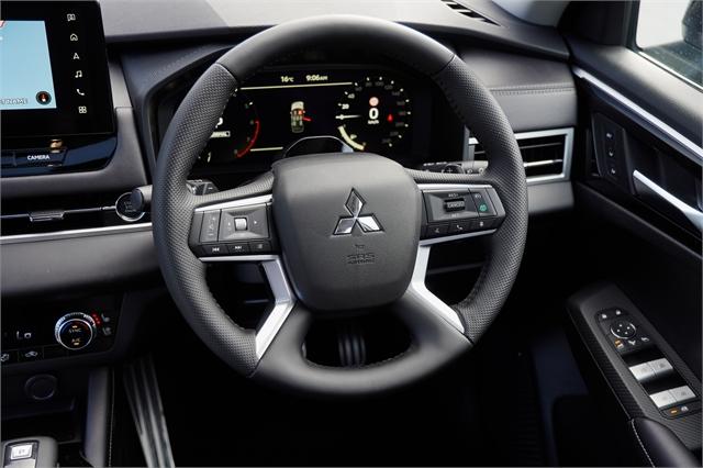 image-8, 2025 Mitsubishi Outlander 2.5P VRX 4x4 auto at Dunedin