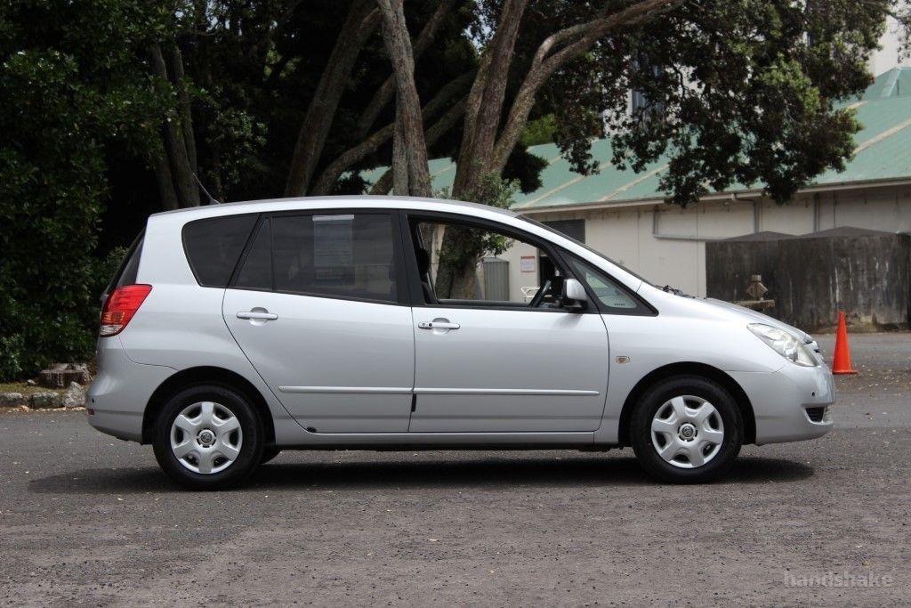 2006 Toyota Spacio Corolla * 1800cc / 7 Seat * Get on handshake