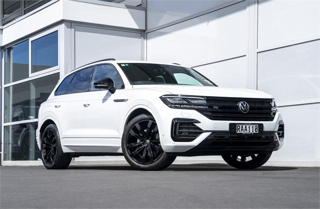 image-0, 2022 Volkswagen Touareg V6S R-Line 210Kw Black Pac at Christchurch