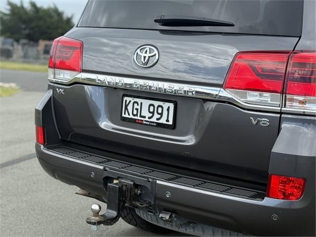 image-6, 2017 Toyota Land Cruiser Vx 4.5D/4Wd/6At/Sw/5 at Dunedin