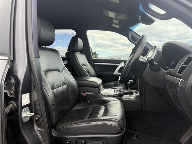 image-9, 2017 Toyota Land Cruiser Vx 4.5D/4Wd/6At/Sw/5 at Dunedin