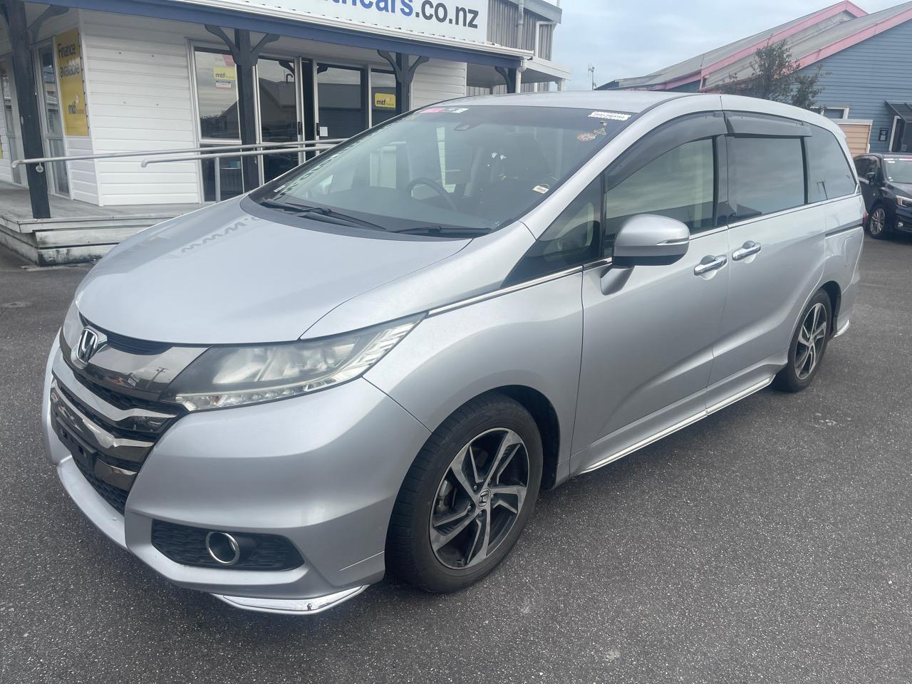 image-0, 2017 Honda ODYSSEY ABSOLUTE X HONDA SENSING at Greymouth