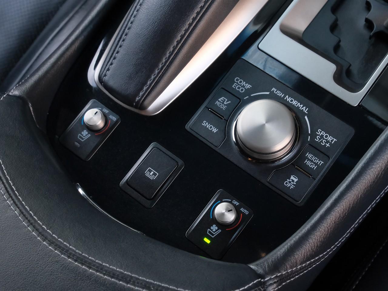 image-13, 2012 Lexus LS 600 Hybrid 4WD F-Sport 'Facelift' at Christchurch