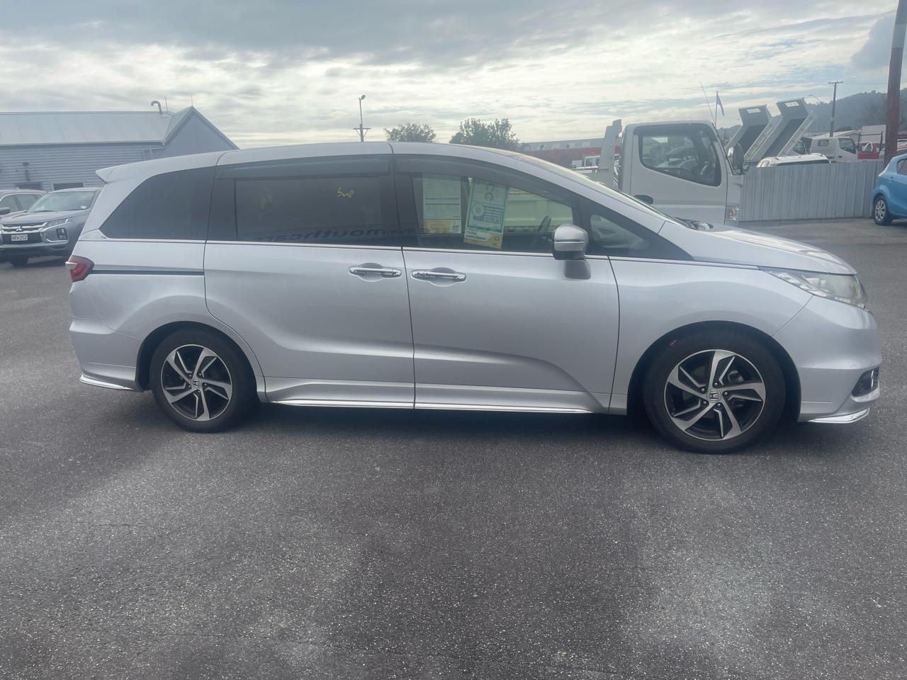 image-3, 2017 Honda ODYSSEY ABSOLUTE X HONDA SENSING at Greymouth