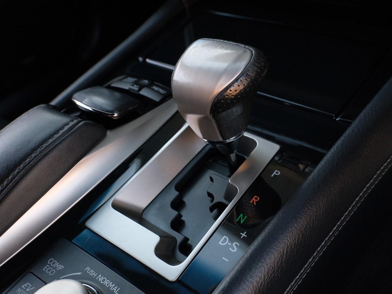 image-12, 2012 Lexus LS 600 Hybrid 4WD F-Sport 'Facelift' at Christchurch