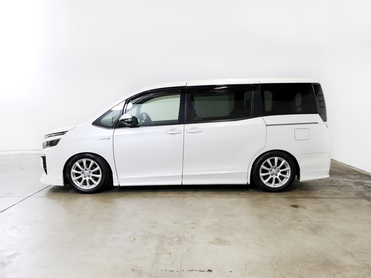 image-4, 2015 Toyota VOXY Hybrid V 7-Seater at Christchurch