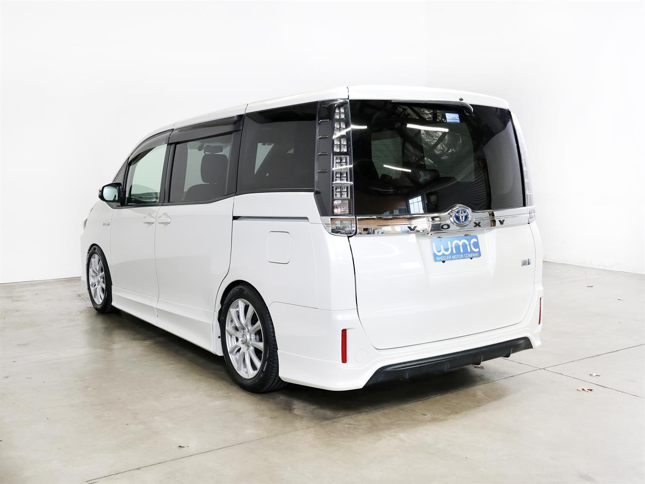 image-5, 2015 Toyota VOXY Hybrid V 7-Seater at Christchurch