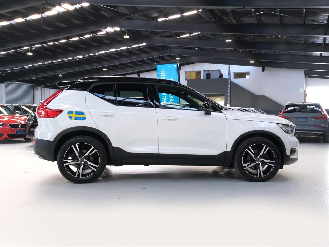 image-9, 2020 Volvo XC40 T4 AWD R-Design at Christchurch