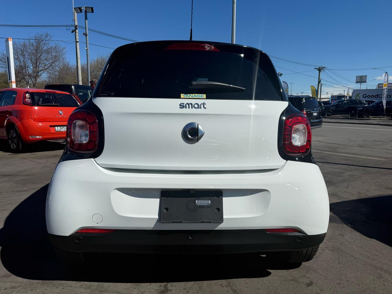 image-4, 2016 Smart Forfour Passion at Christchurch