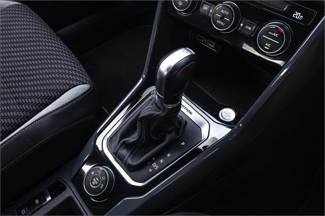 image-15, 2018 Volkswagen T-Roc R-Line 140kW Turbo Petrol AW at Christchurch