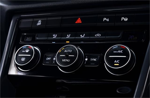 image-16, 2018 Volkswagen T-Roc R-Line 140kW Turbo Petrol AW at Christchurch