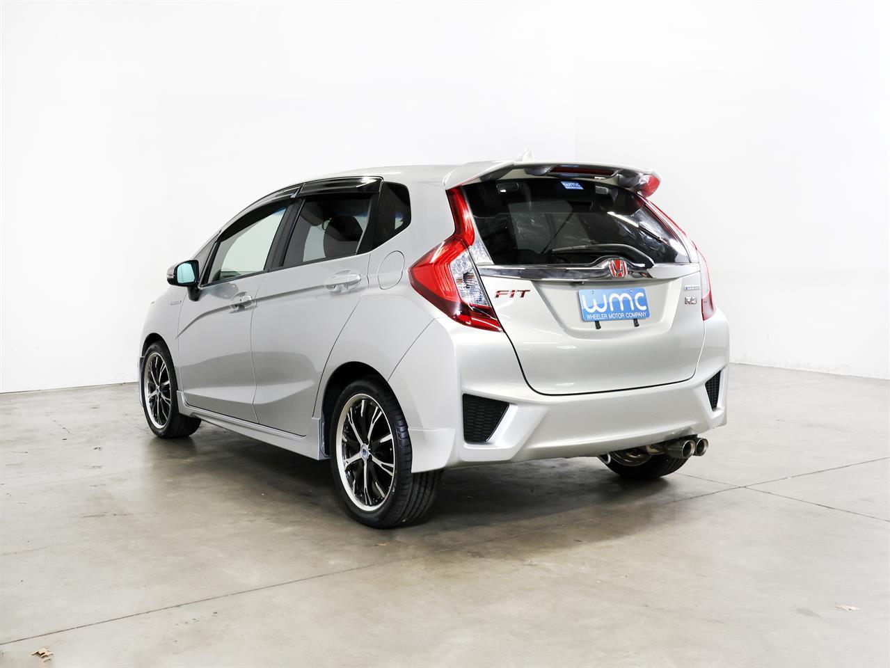 image-5, 2013 Honda Fit 1.5lt Hybrid S-Package at Christchurch