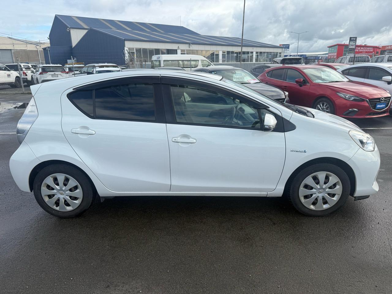 image-4, 2012 Toyota Aqua G at Christchurch
