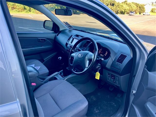 image-7, 2014 Toyota Hilux 2WD 3.0 at Dunedin