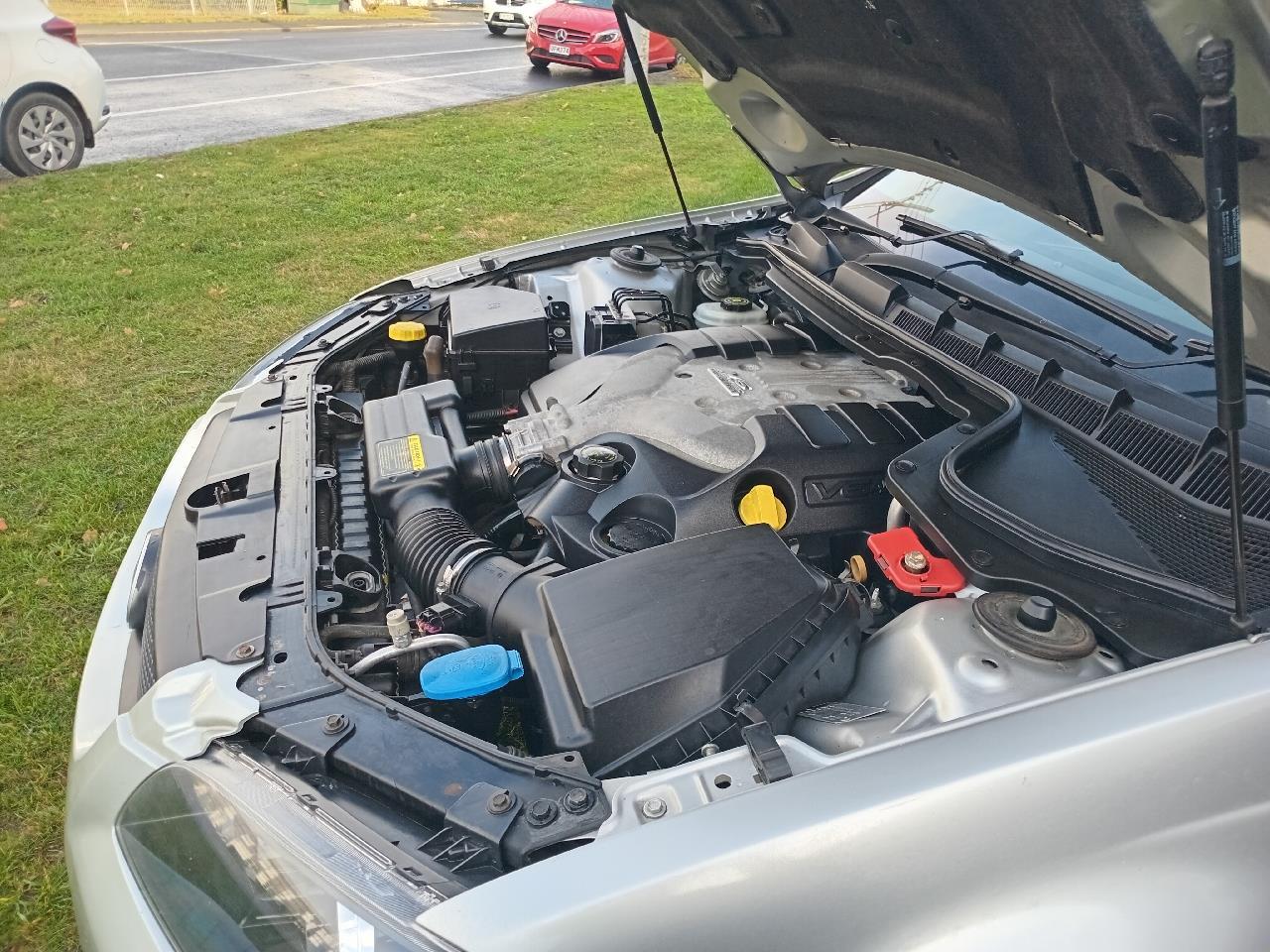 image-13, 2007 Holden COMMODORE CALAIS-V SEDAN V6 AT at Christchurch