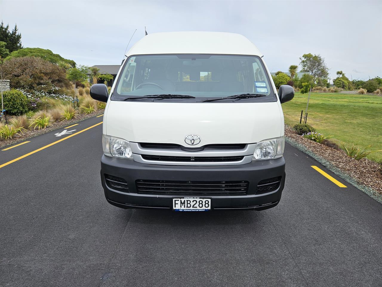 image-1, 2010 Toyota Hiace 11 Seat 3.0TD ZX at Christchurch