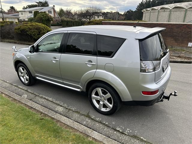 image-4, 2007 Mitsubishi Outlander 4WD 7 SEATER at Invercargill