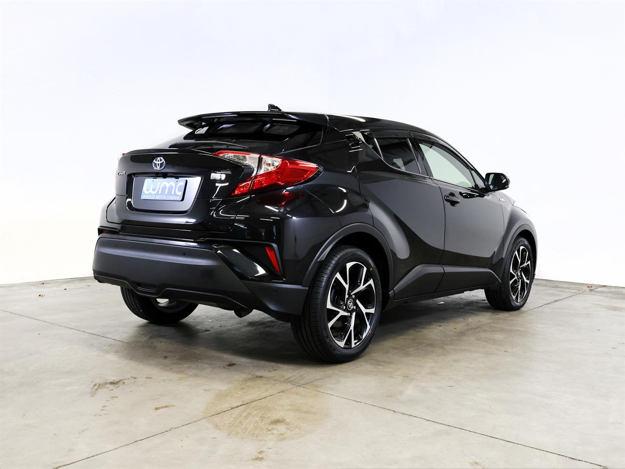 image-7, 2017 Toyota C-HR Hybrid G-Package at Christchurch