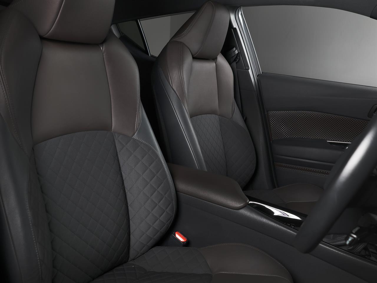 image-17, 2017 Toyota C-HR Hybrid G-Package at Christchurch