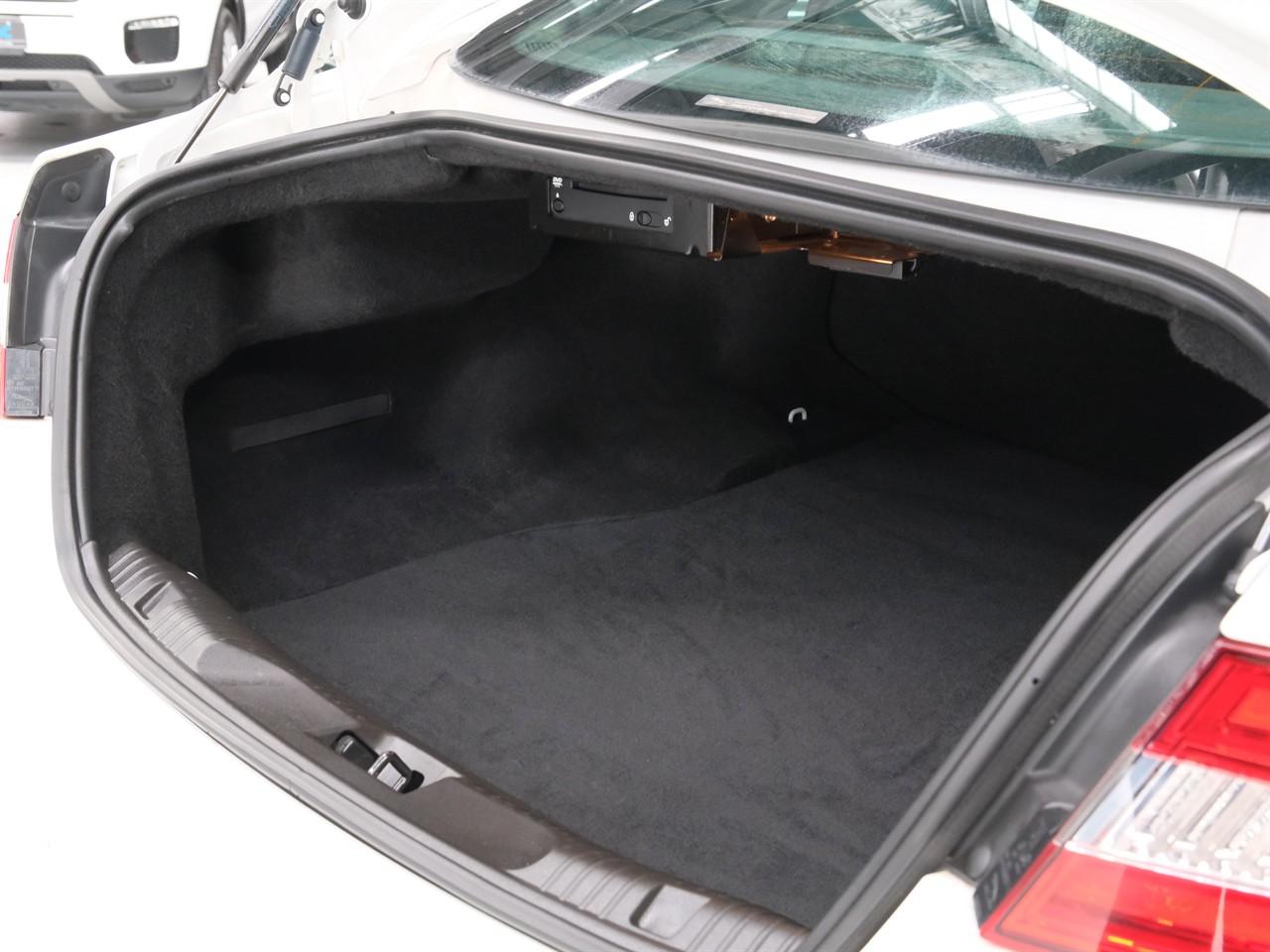 image-19, 2015 Jaguar XF 2.0lt Turbo 'R-Sport' at Christchurch