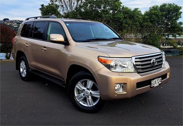 image-0, 2013 Toyota Land Cruiser 200 VX LIMITED 4.5TD at Dunedin