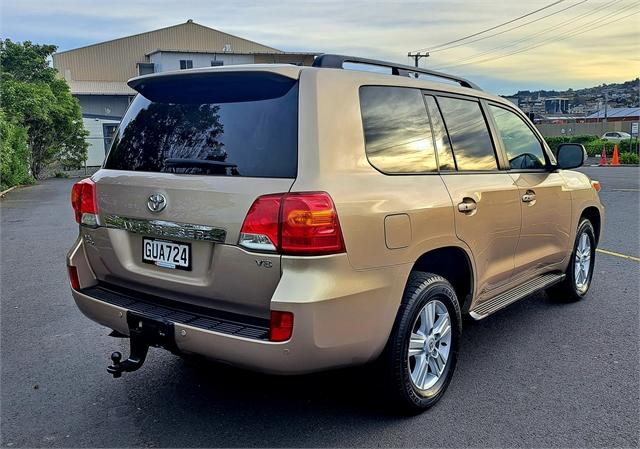 image-5, 2013 Toyota Land Cruiser 200 VX LIMITED V8 at Dunedin