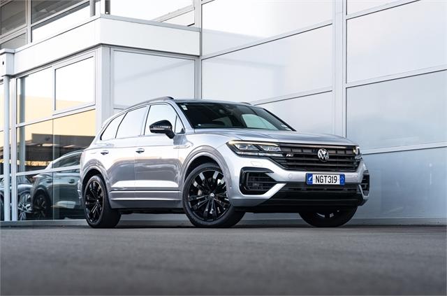 image-0, 2021 Volkswagen Touareg R-Line V8 310kW Diesel Aut at Christchurch
