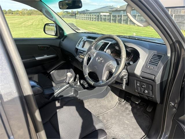 image-11, 2014 Toyota Hilux SR5 4WD 3.0TD DC UTE 5A at Waimakariri