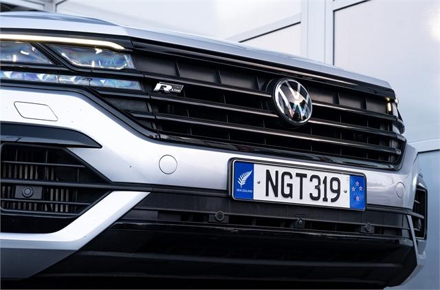 image-3, 2021 Volkswagen Touareg R-Line V8 310kW Diesel Aut at Christchurch