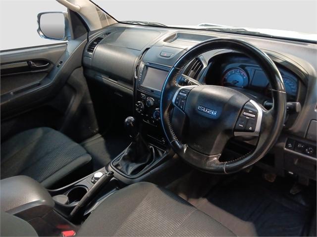 image-12, 2020 Isuzu D-Max LX Man Space 4WD N at Dunedin