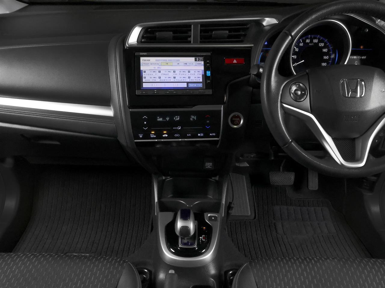 image-10, 2016 Honda Fit 1.5lt Hybrid L-Package 'Facelift' at Christchurch