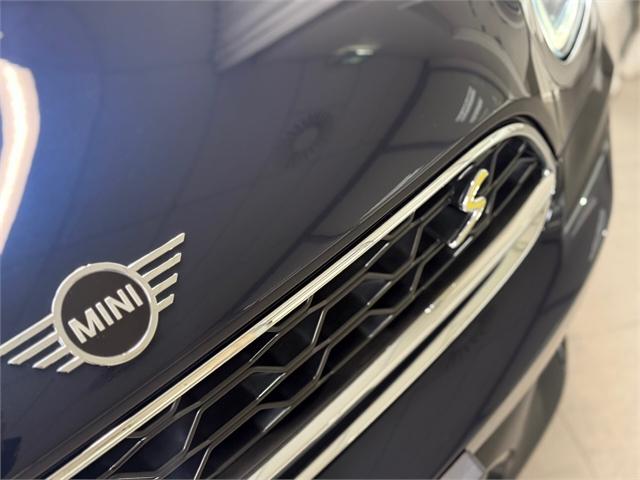 image-2, 2023 MINI Countryman Cooper S E ALL4 at Christchurch