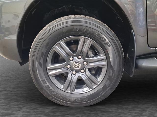 image-8, 2023 Toyota Hilux SR5 4WD at Dunedin