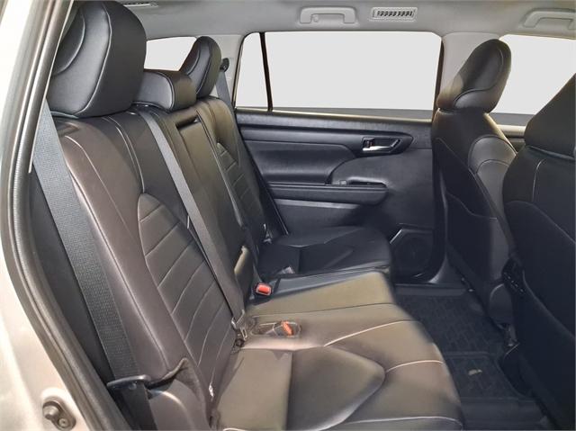 image-11, 2024 Toyota Highlander Limited at Dunedin