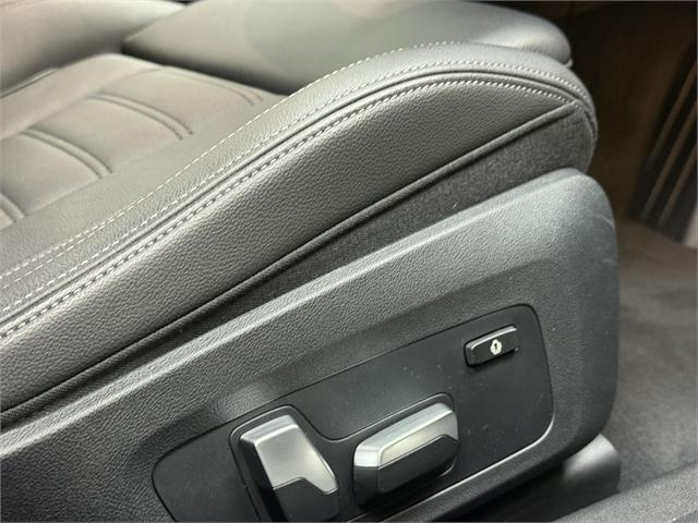image-10, 2020 BMW 330d Touring xDrive M-Sport at Christchurch