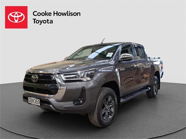 image-2, 2023 Toyota Hilux SR5 4WD at Dunedin